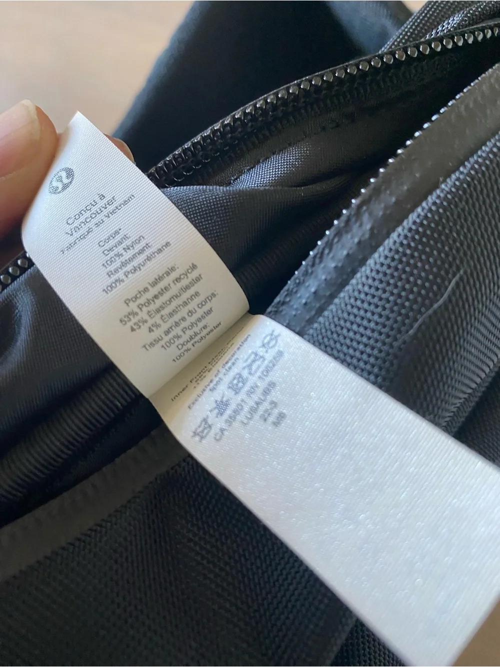 Lululemon Black Backpack 20L reflective detail & lumbar support water repellent